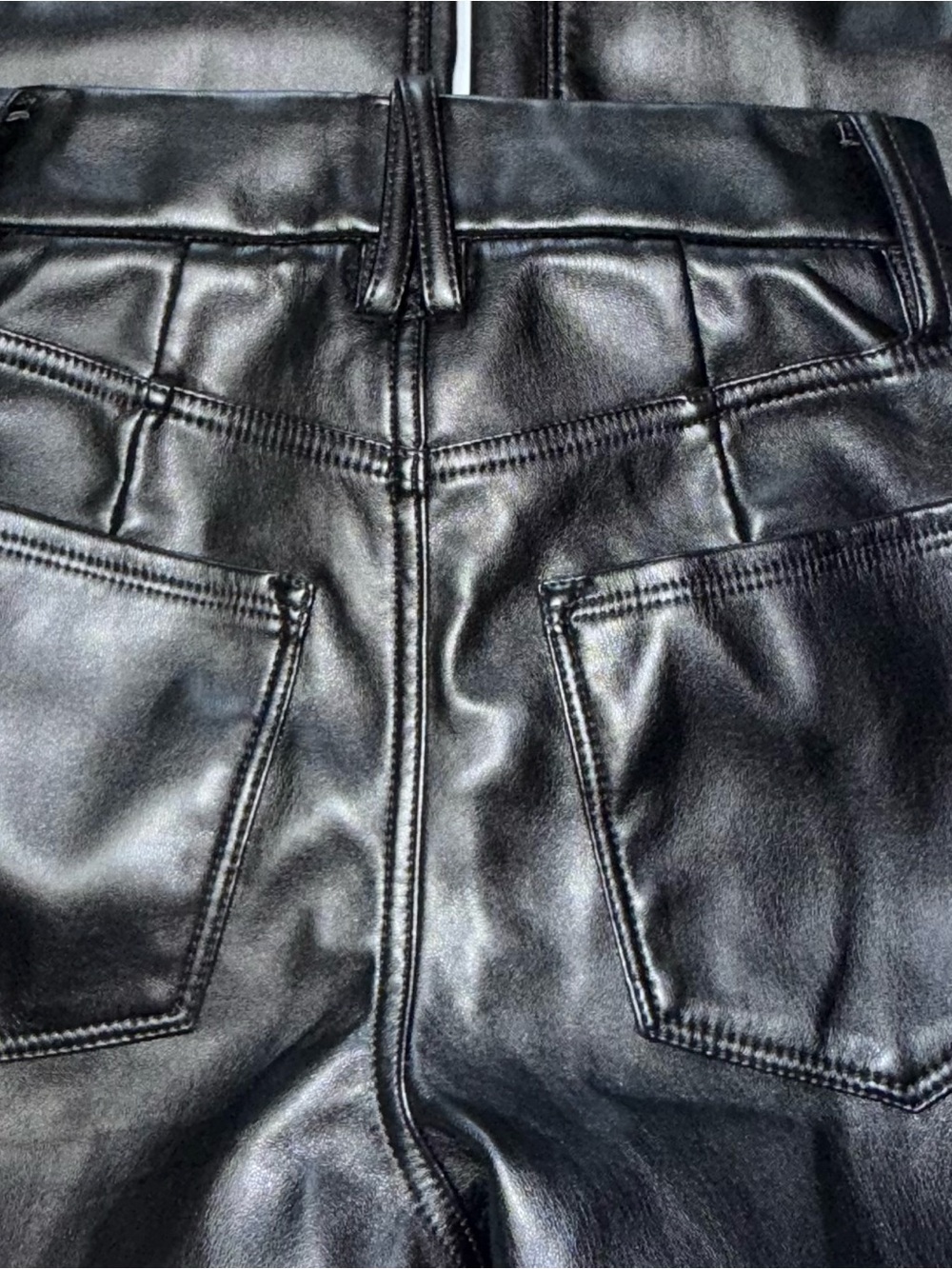 Good American Better Than Leather Good Legs Pants Black Size 00/24 Faux Leather - Picture 10 of 13